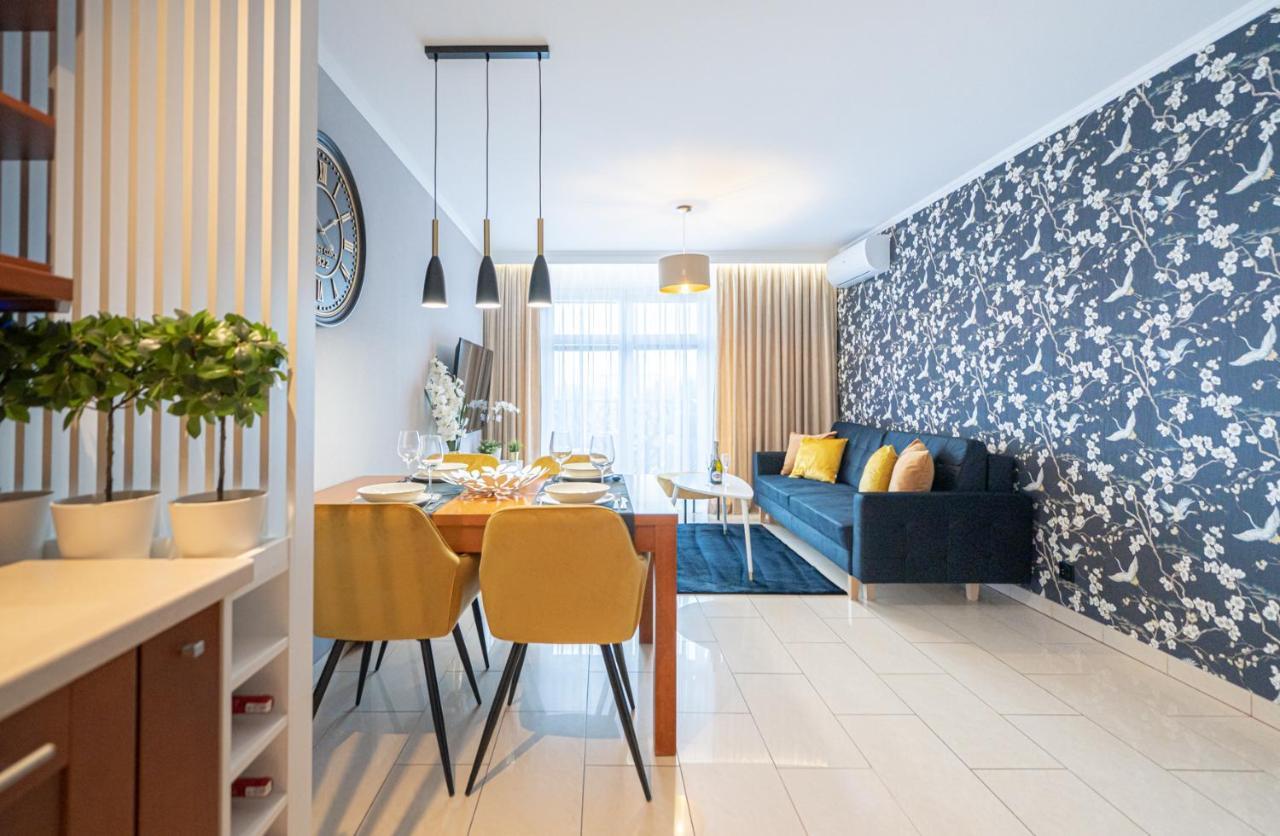 Apartament 55M2 - Darmowy Garaz - Klimatyzacja - Centrum - 24Na7 Wrocław Exteriör bild