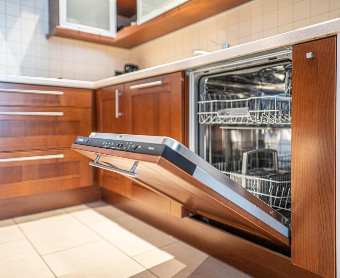 Apartament 55M2 - Darmowy Garaz - Klimatyzacja - Centrum - 24Na7 Wrocław Exteriör bild