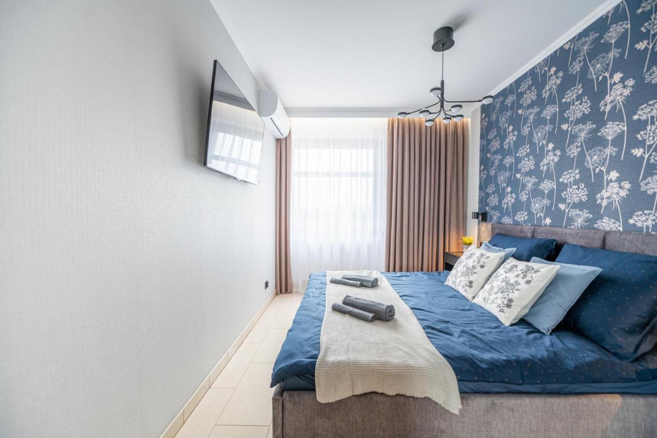 Apartament 55M2 - Darmowy Garaz - Klimatyzacja - Centrum - 24Na7 Wrocław Exteriör bild
