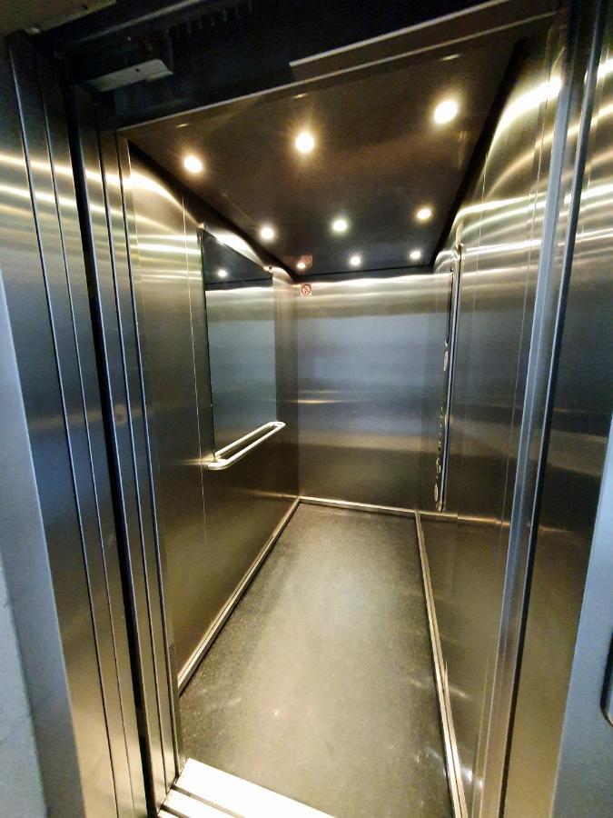 Apartament 55M2 - Darmowy Garaz - Klimatyzacja - Centrum - 24Na7 Wrocław Exteriör bild